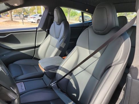 Used 2021 Tesla Model S Long Range Plus AWD/4WD image 13