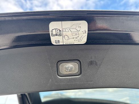 Used 2017 Ford Edge SEL w/ Equipment Group 201A image 18