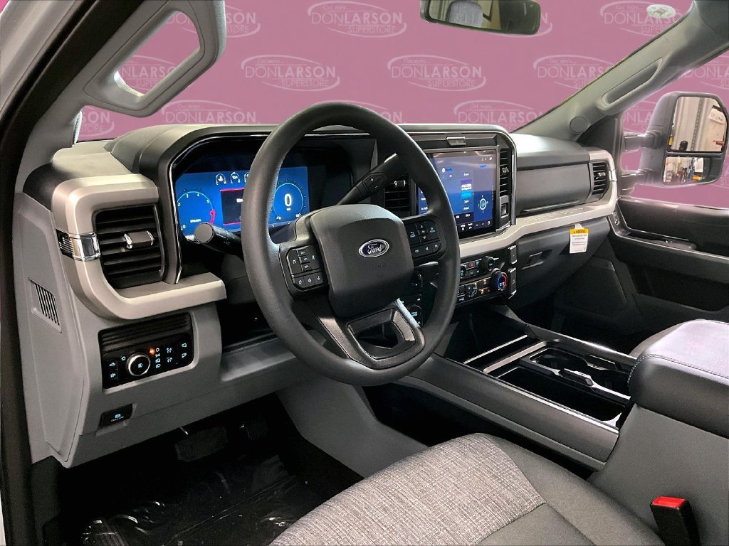 New 2026 Ford F350 XLT w/ XLT Premium Package AWD/4WD image 10