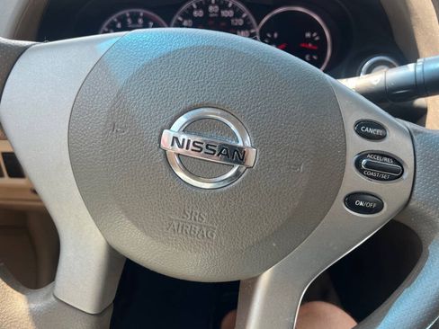 Used 2011 Nissan Altima 2.5 S FWD image 16