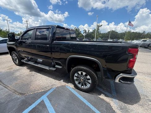 Used 2025 Chevrolet Silverado 2500 LT w/ Safety Package AWD/4WD image 5