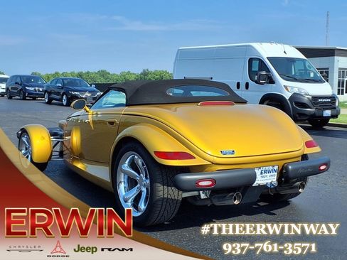 Used 2002 Chrysler Prowler image 13