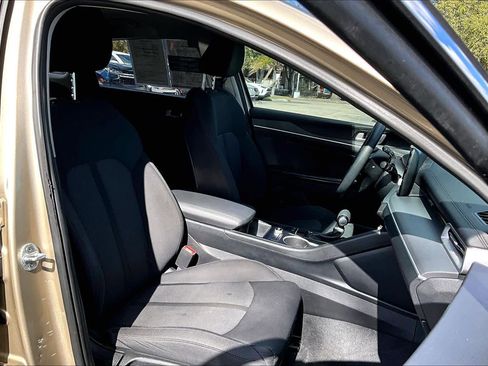 Used 2022 Kia K5 LXS image 8