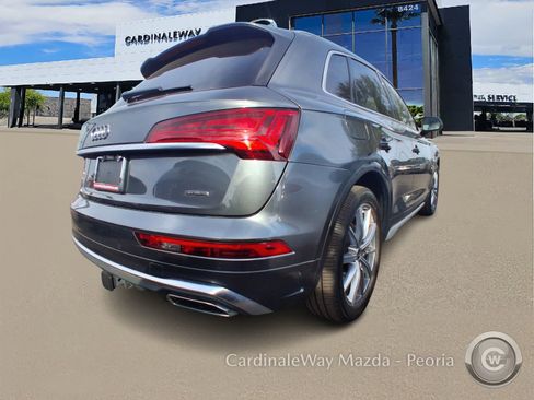 Used 2021 Audi Q5 e Premium Plus w/ Premium Plus Package image 3