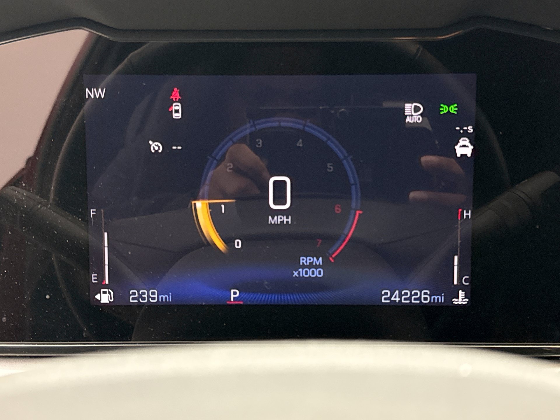 Used 2024 Chevrolet Trax LT w/ Driver Confidence Package FWD image 10