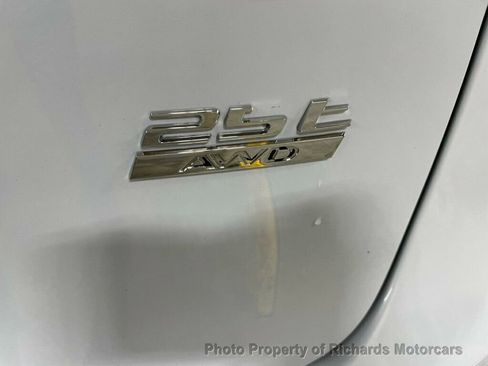 Used 2020 Jaguar F-PACE Checkered Flag image 8