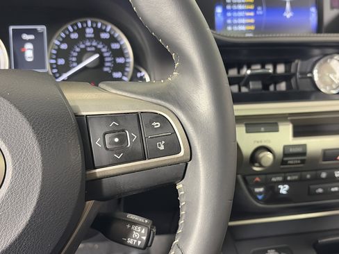 Used 2016 Lexus ES 350 350 w/ Accessory Package 2 image 27