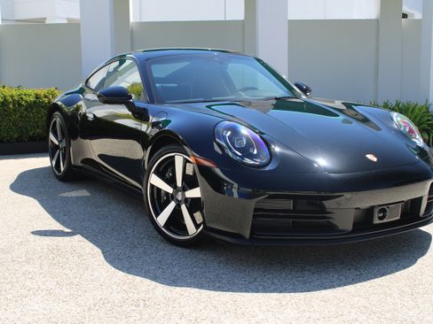 Certified 2026 Porsche 911 Carrera 4S AWD/4WD image 8
