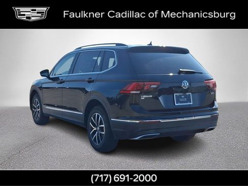 Used 2021 Volkswagen Tiguan SE w/ Panoramic Sunroof Package AWD/4WD image 8
