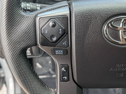 Used 2021 Toyota Tacoma TRD Sport w/ Technology Package AWD/4WD image 21