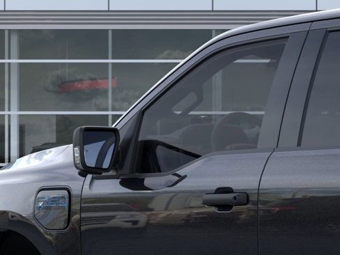 New 2025 Ford F150 Lightning XLT image 20