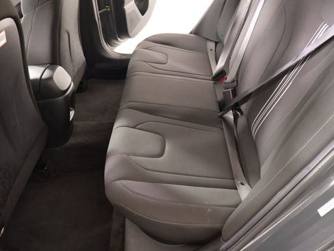 Certified 2025 Hyundai Elantra Sport image 11