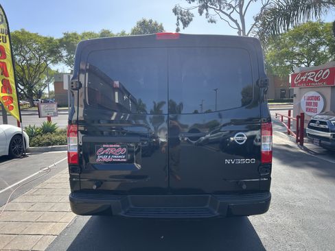 Used 2019 Nissan NV 3500 S image 7
