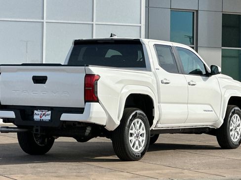 New 2026 Toyota Tacoma SR5 image 4