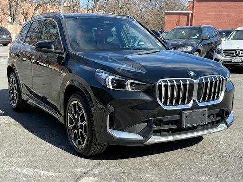 Used 2025 BMW X1 xDrive28i w/ Technology Package image 7
