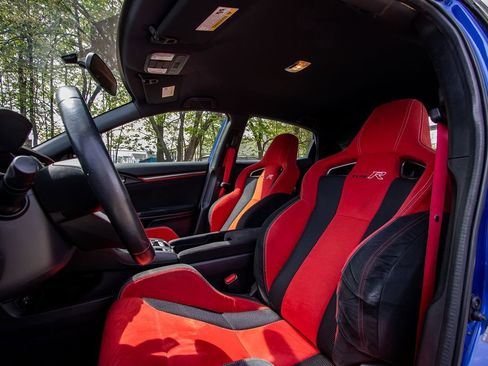 Used 2018 Honda Civic Type R image 10