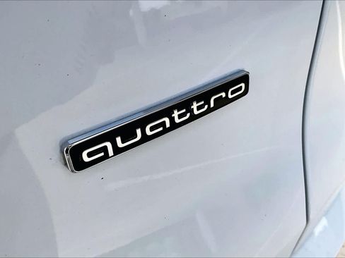Used 2025 Audi Q5 Premium Plus AWD/4WD image 10
