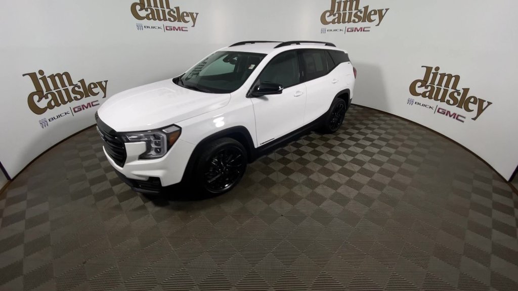 Certified 2024 GMC Terrain SLT w/ Elevation Edition FWD image 4