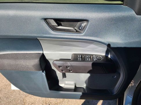 Used 2024 Ford Maverick XL FWD image 16