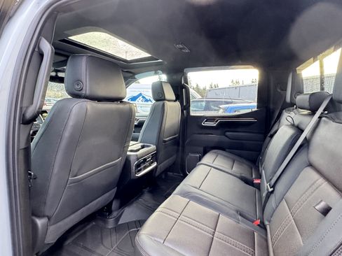 New 2026 Chevrolet Silverado 1500 High Country image 13