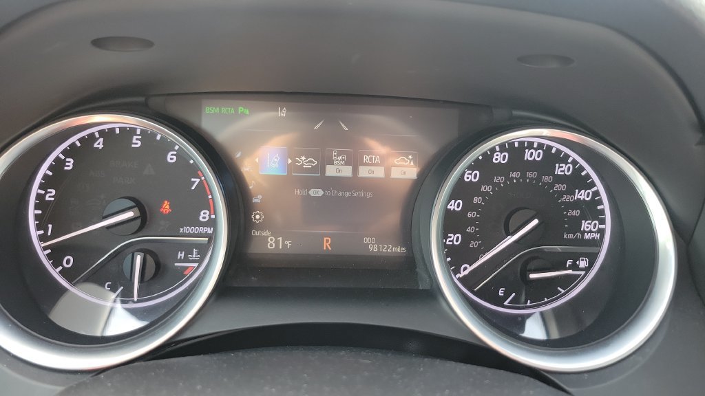 Used 2018 Toyota Camry XLE w/ Audio Package FWD image 23