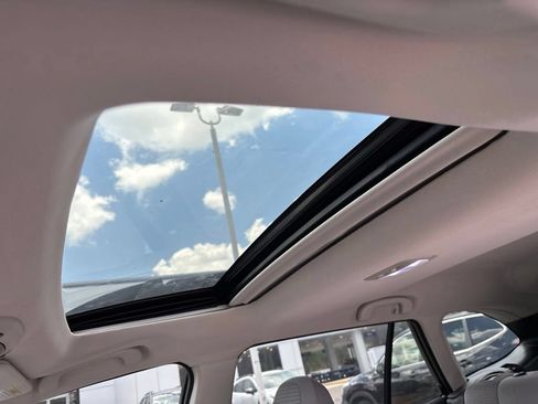 Certified 2025 Subaru Outback Premium AWD/4WD image 3