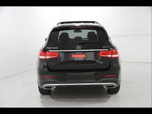 Used 2019 Mercedes-Benz GLC 300 4MATIC image 19