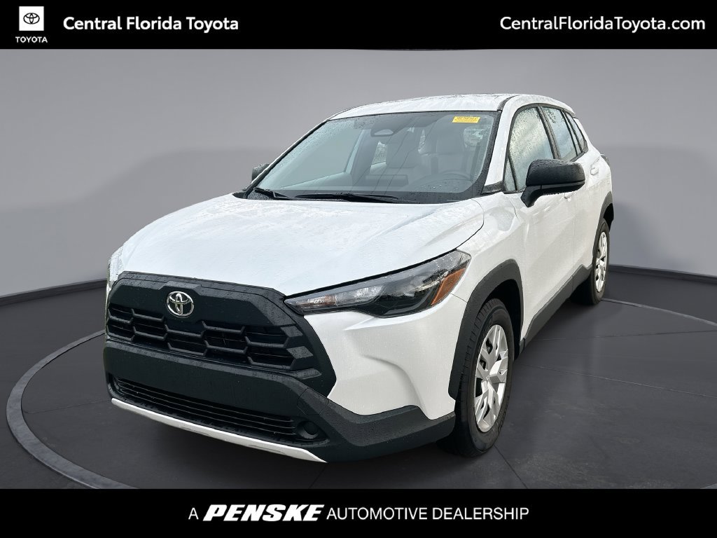 Used 2026 Toyota Corolla Cross L FWD image 1