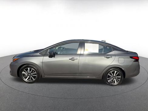 Used 2025 Nissan Versa SV FWD image 9