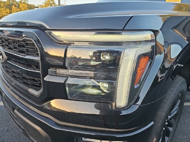 Used 2024 Ford F150 Lariat w/ Equipment Group 502A High AWD/4WD image 33