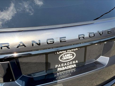 Used 2022 Land Rover Range Rover Sport HSE Dynamic image 32