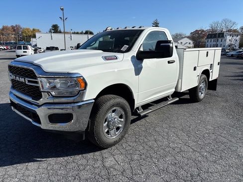 Used 2024 RAM 3500 Tradesman AWD/4WD image 1