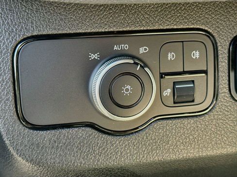 Used 2024 Mercedes-Benz Sprinter 3500 w/ Parking Package image 13