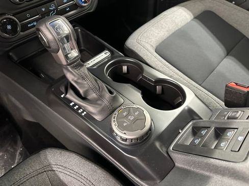 New 2025 Ford Bronco 4-Door image 24