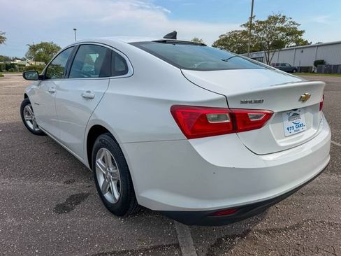 Used 2023 Chevrolet Malibu LS FWD image 5
