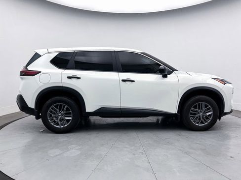 Used 2021 Nissan Rogue S image 15