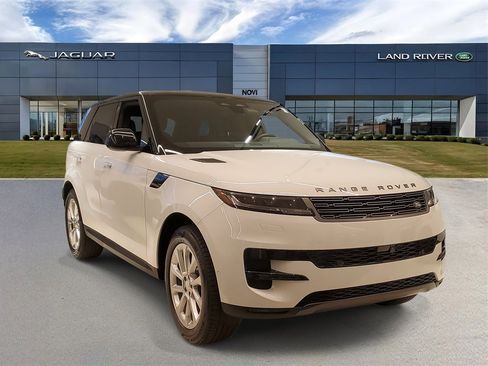 New 2025 Land Rover Range Rover Sport SE image 4