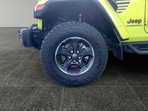 Used 2023 Jeep Gladiator Rubicon w/ LED Lighting Group image 14