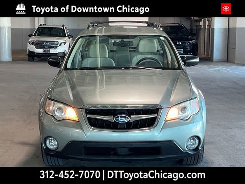 Used 2009 Subaru Outback 2.5i Special Edition AWD/4WD image 3