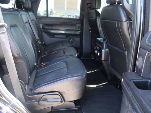 Used 2019 Ford Expedition Limited RWD image 19