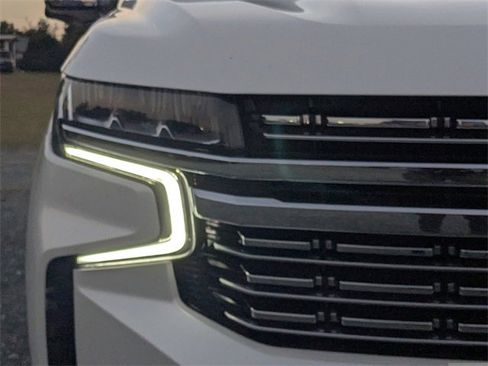 Used 2021 Chevrolet Tahoe Premier image 9