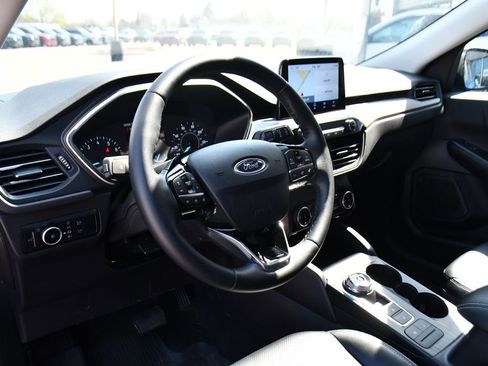 Used 2022 Ford Escape SEL AWD/4WD image 11