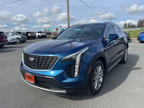 Used 2019 Cadillac XT4 Premium Luxury w/ Cold Weather Package image 12