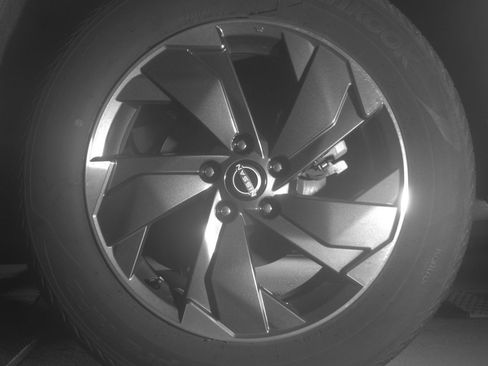 Used 2025 Nissan Rogue SV AWD/4WD image 14