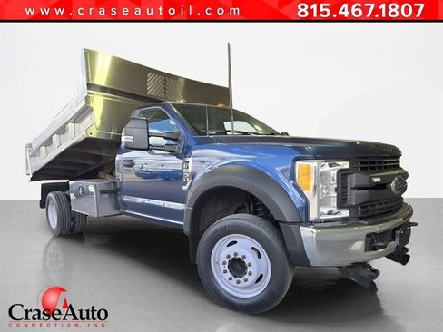 Used 2017 Ford F550 2WD Regular Cab Super Duty image 1