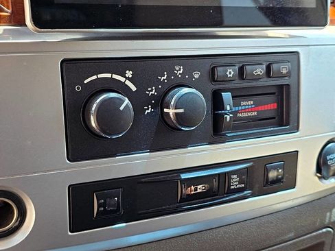 Used 2009 Dodge Ram 2500 Truck Laramie image 33