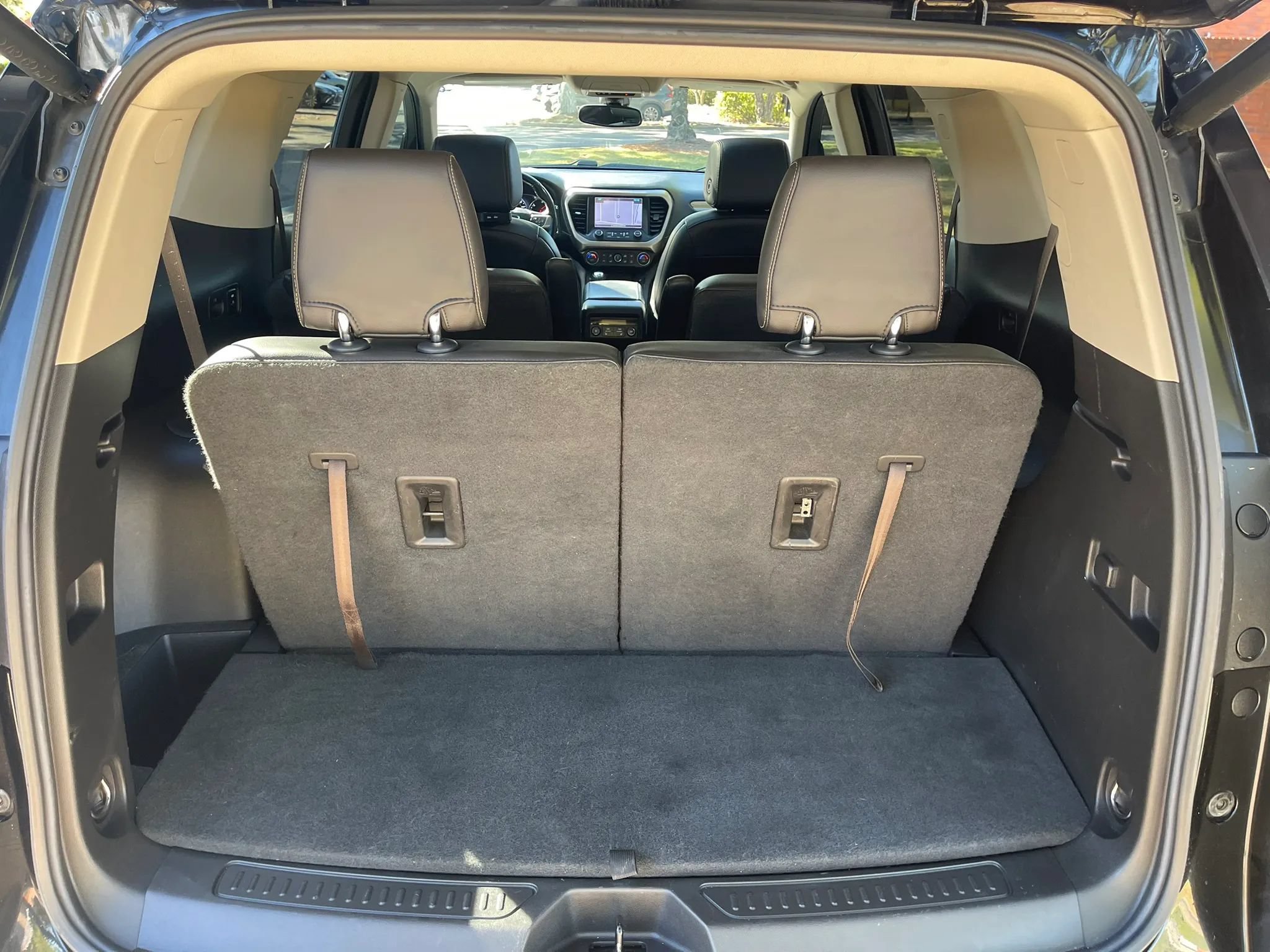 Used 2019 GMC Acadia Denali AWD/4WD image 15