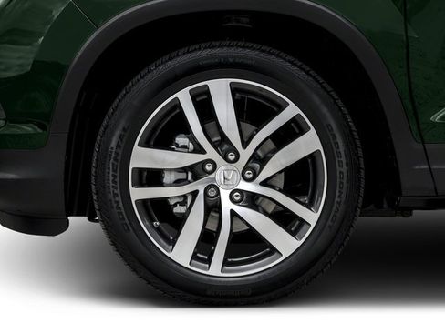 Used 2016 Honda Pilot Touring image 10