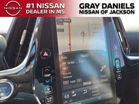 Used 2017 Toyota Prius Prime Premium image 17