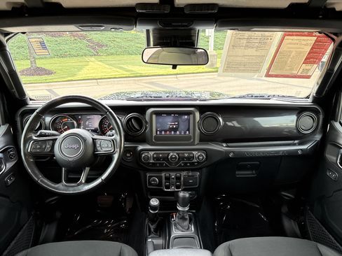 Used 2021 Jeep Wrangler Unlimited Sport AWD/4WD image 20